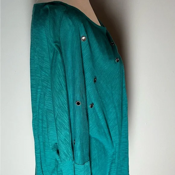 Women’s Rock & Republic top - Size: XL - Brand new with tags - Picture 2 of 8